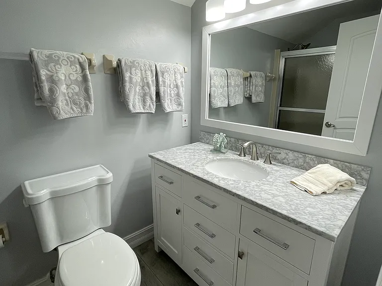 512 Periwinkle Way — Photo 35