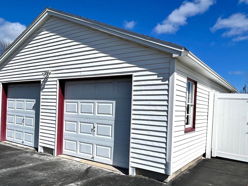 127 Maple Street, Somersworth, NH 03878 Zillow