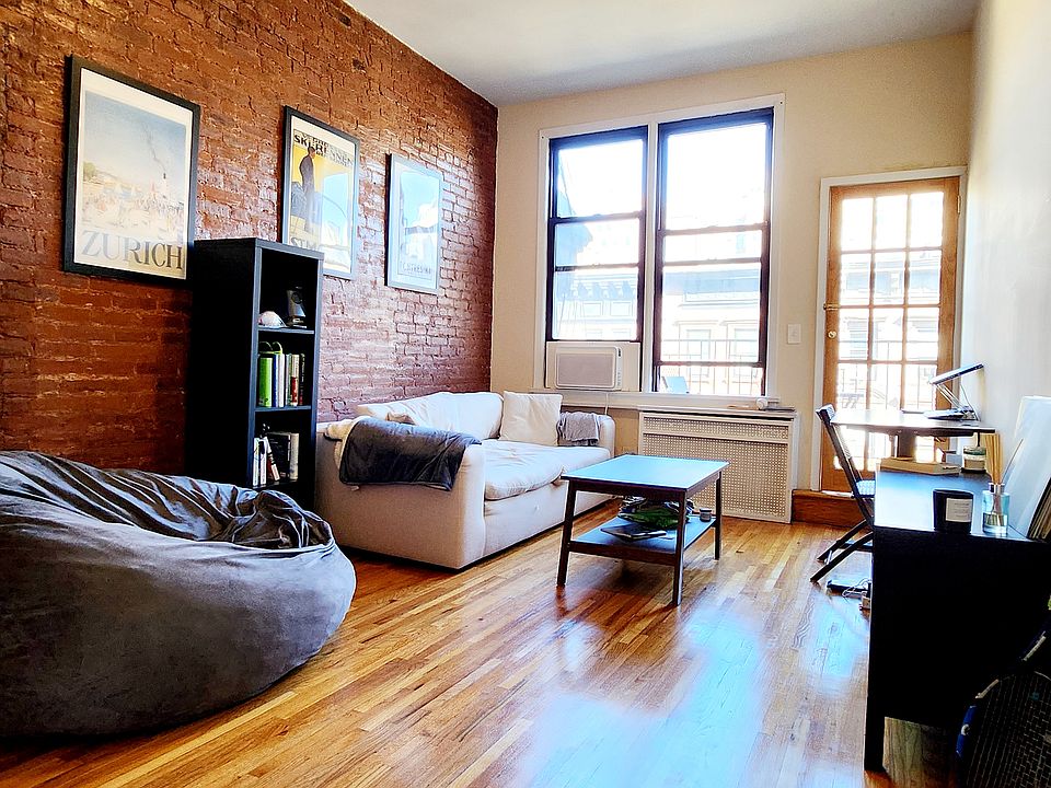 1st image of 40 W 75th St APT 5A