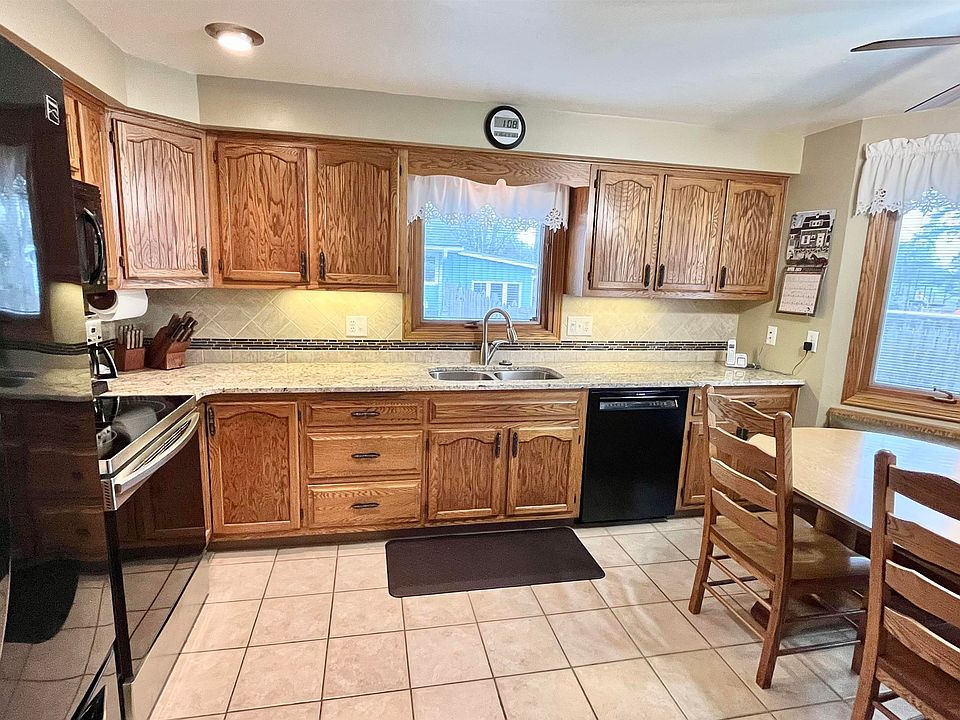 1531 Cormier Rd, Green Bay, WI 54313 MLS 50273573 Zillow