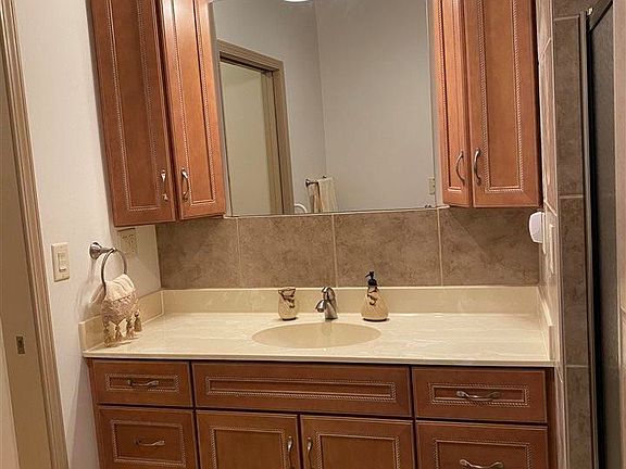 3rd image of 1225 Lakeshore Park Pl #49C