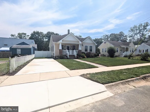 2 Forrest Dr, Northfield, NJ 08225