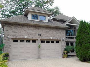 524 N Rose Ave, Park Ridge, IL 60068