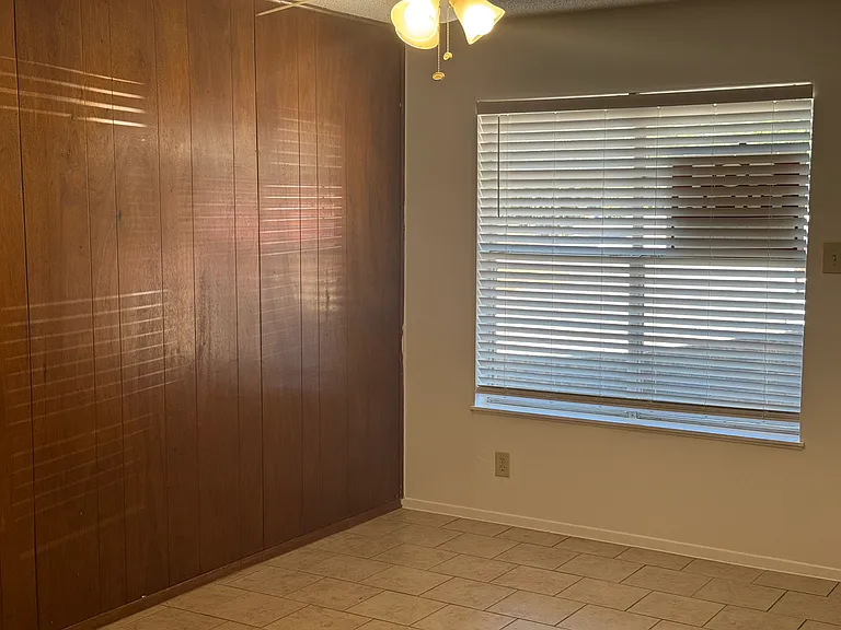 116 Coers Cir #B — Photo 2
