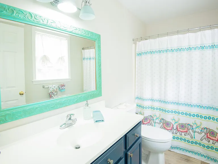 663 Aquidneck Ave — Photo 19