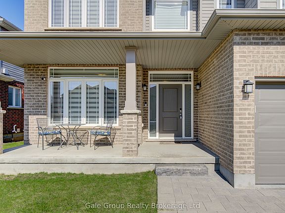 3rd image of 5 Balmoral Ln