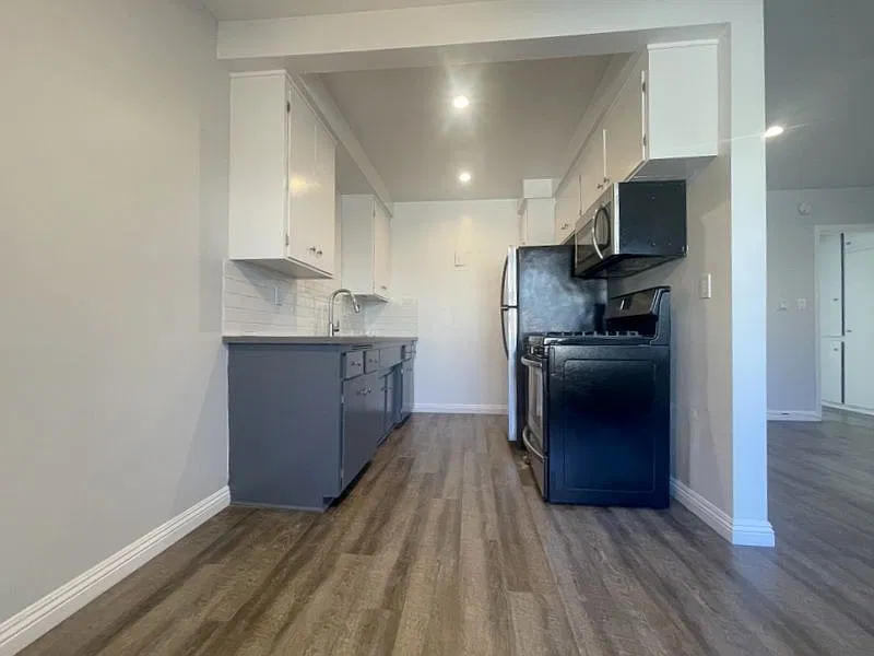 1 bed, 1.0 bath, $1,750 — Photo 3