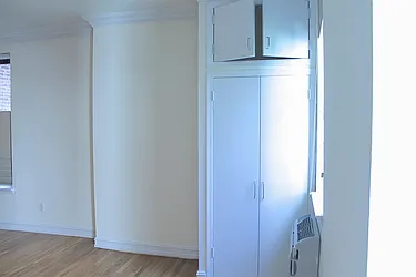 Rented by Urban Real Estate Inc