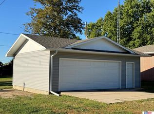 606 E 4th St, Stromsburg, NE 68666