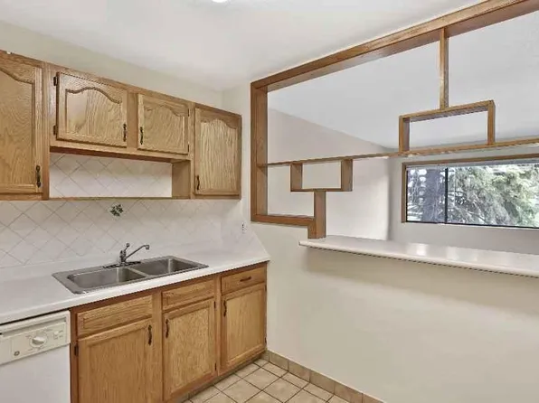 1100 Como Ave SE, 1100 Como Ave SE #A50d3c78d, Minneapolis, MN 55414
