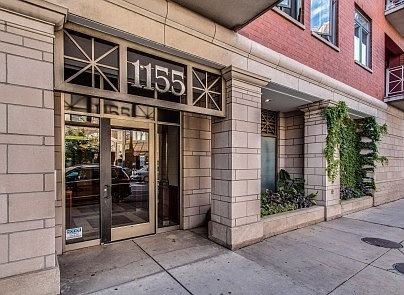 2nd image of 1155 W Armitage Ave APT 605
