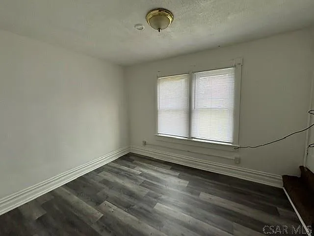 375.5 Beatrice Ave — Photo 6