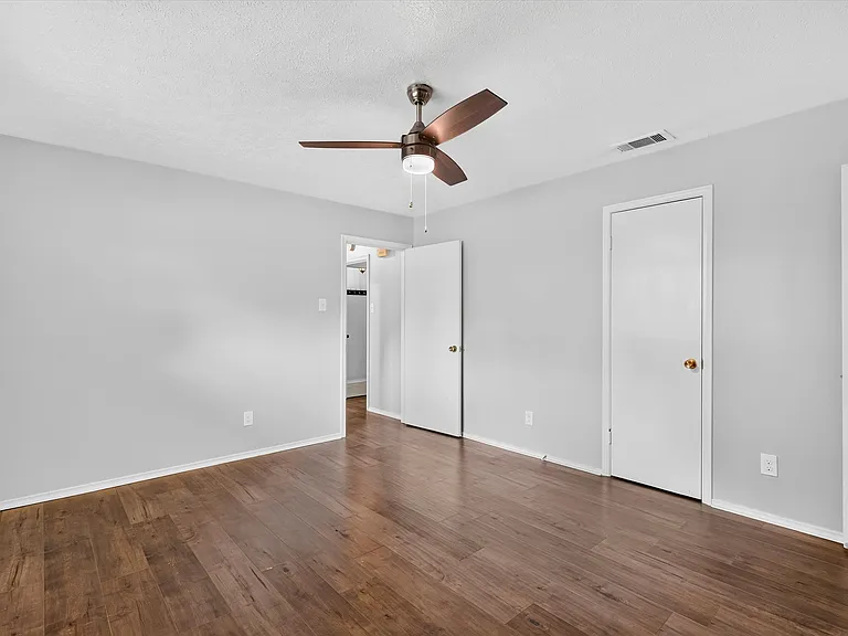 11143 Joymeadow Dr — Photo 21