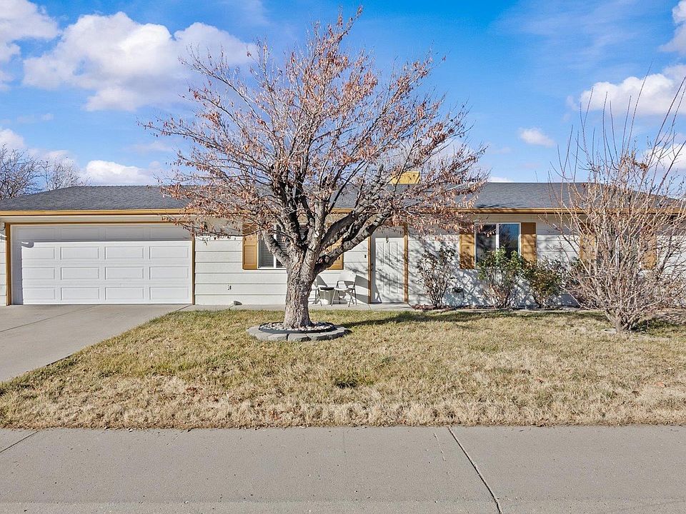 1st image of 453 Carson Lake Dr