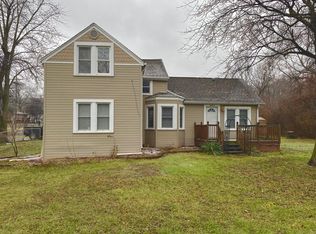 28918 Seven Mile Rd, Livonia, MI 48152