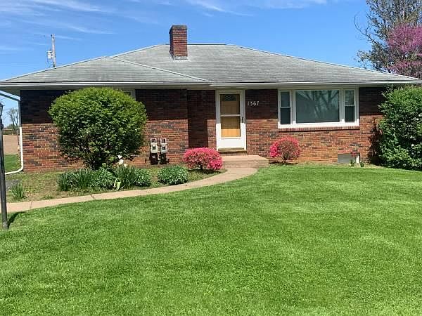 1st image of 1367 Curtin St