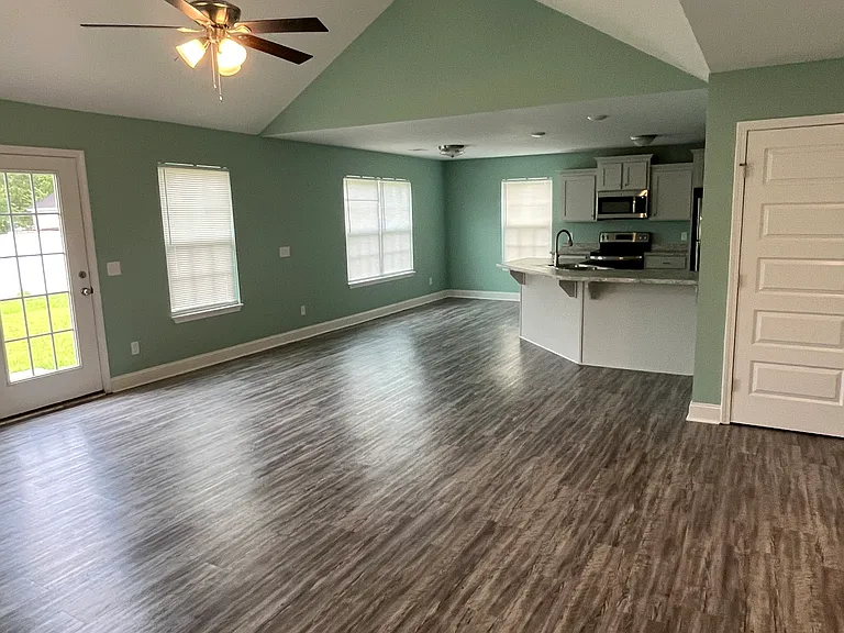 7031 White Pine Ave — Photo 19