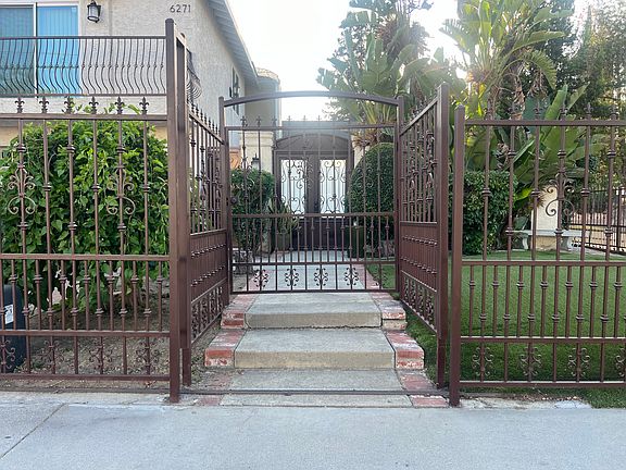 3rd image of 6273 Yolanda Ave #6271