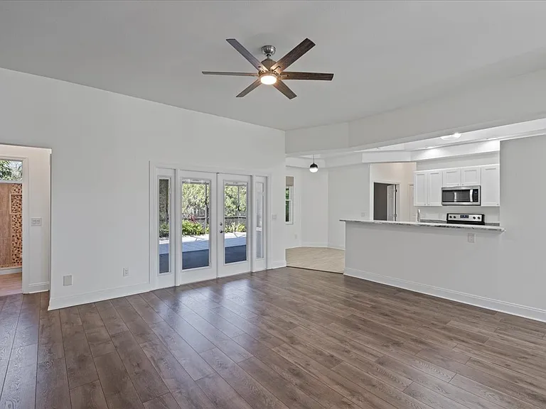 3062 Nina Ct — Photo 17
