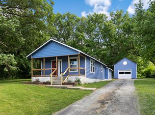 3722 W Farm Road 102, Springfield, MO 65803