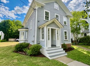 165 Whitfield St, Guilford, CT 06437