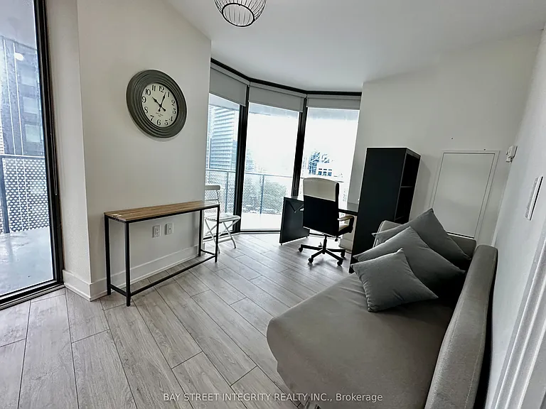 11 Wellesley St W #1111 — Photo 12