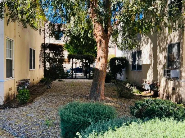 4319 Cahuenga Blvd, North Hollywood, CA 91602