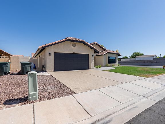 2nd image of 804 W 34th Pl