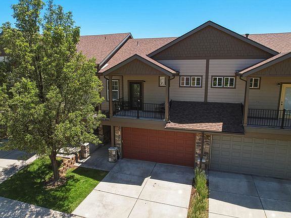 2nd image of 775 Club Oaks Dr