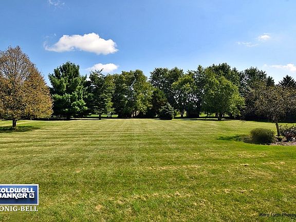 4th image of 7N831 Cloverfield Cir