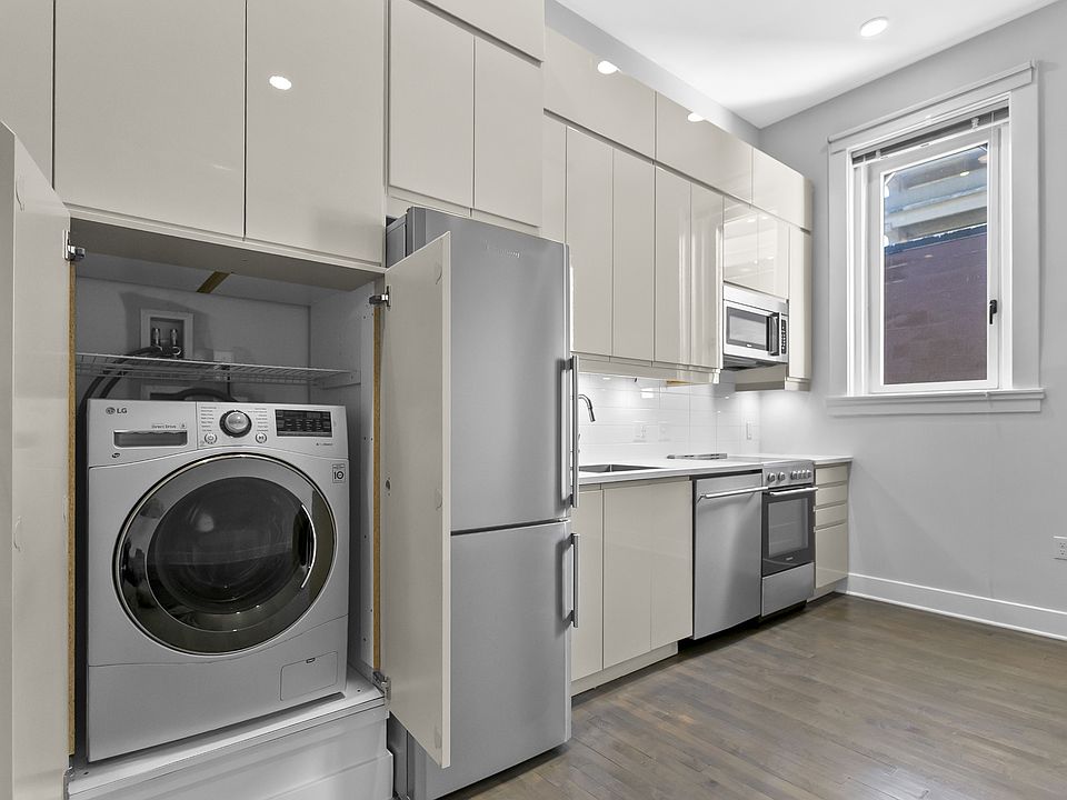 1st image of 124 Temple St #205