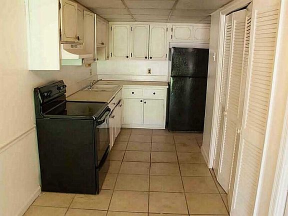 3rd image of 7931 NW 43rd St #W