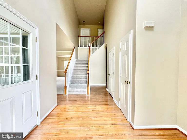 30 Riverside Rd — Photo 3