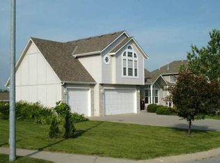 1709 Rolling Rock Rd, Raymore, MO 64083