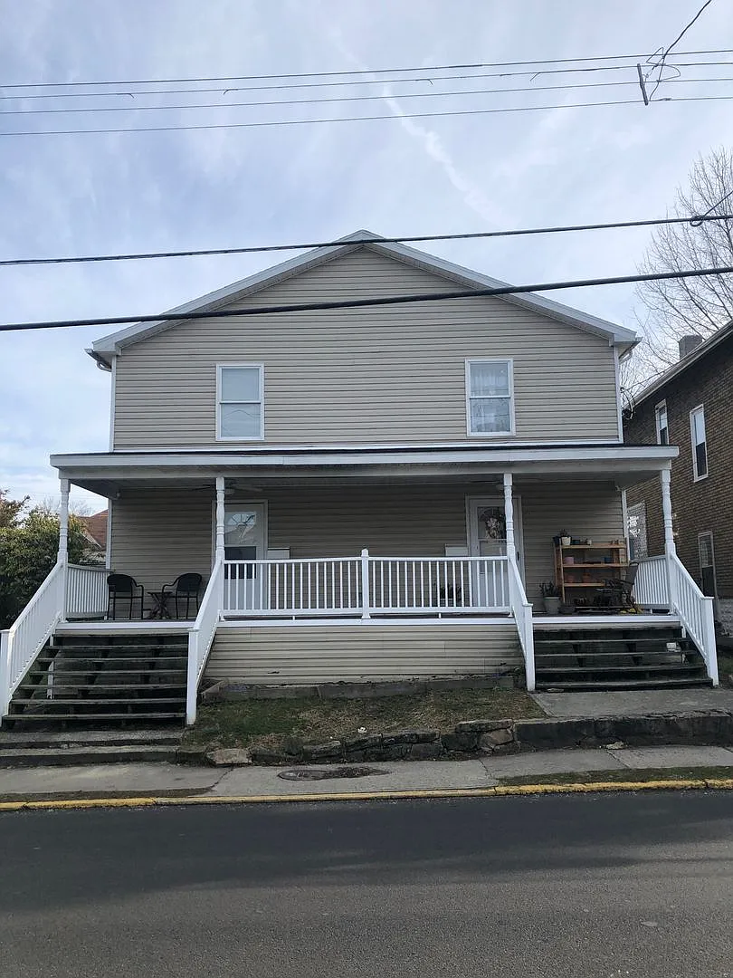 245 Kingwood St — Photo 1