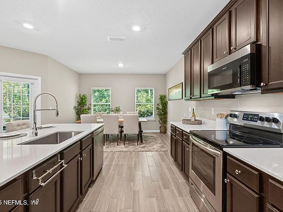 5th image of 12156 BLOCKHOUSE CREEK Court