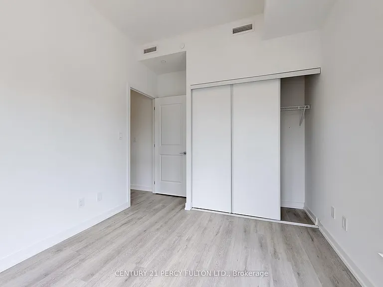 556 Marlee Ave #105 — Photo 29