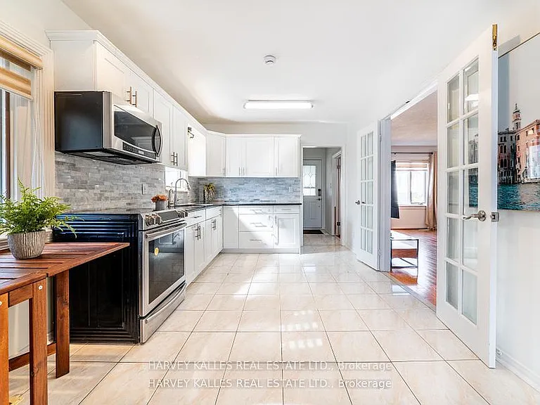139 Kingsdale Ave — Photo 7