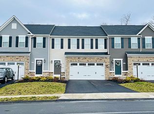 148 Legacy Dr, Canonsburg, PA 15317