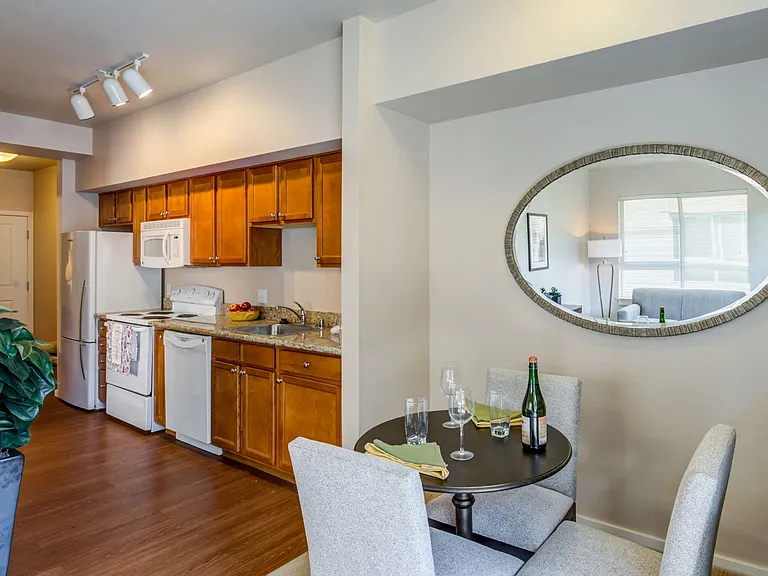 The Corydon — Photo 15