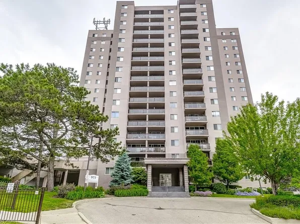 975 Warwick Ct #B1, Burlington, ON L7T 3Z7