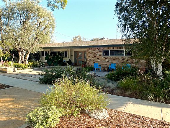4th image of 1138 E Burlinghall Dr
