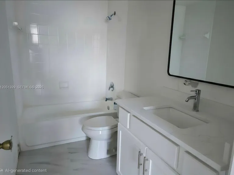 1661 SE 29th Ct #202 — Photo 4