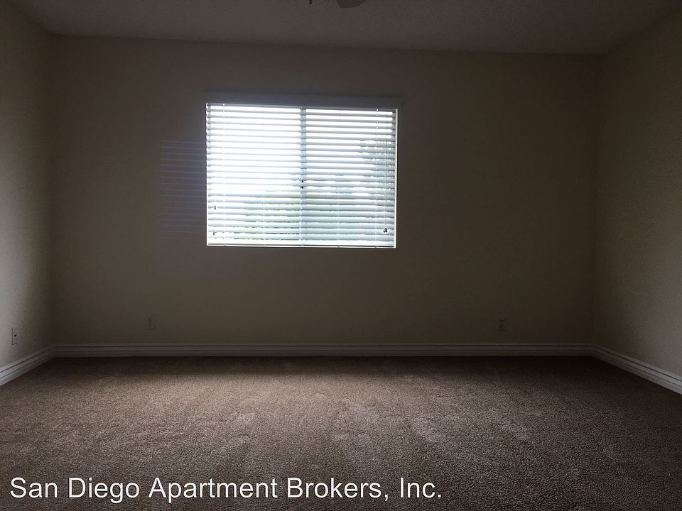 2nd image of 950 S Magnolia Ave APT 7