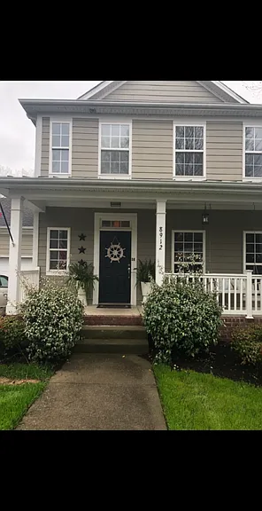 8912 Lyman Ln — Photo 25
