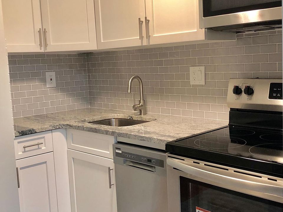 1st image of 179 Presidents Ln Unit 3K