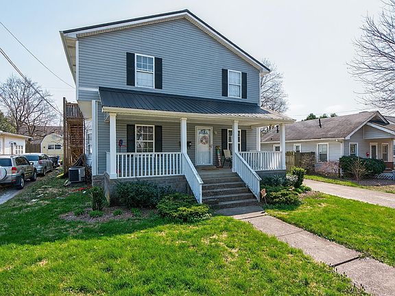 3rd image of 270 Sherman Ave