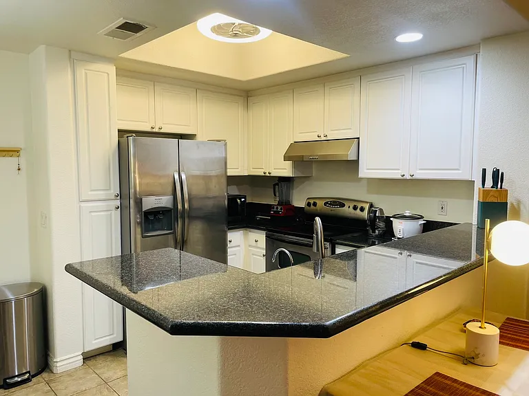 9263 Regents Rd #B207 — Photo 14