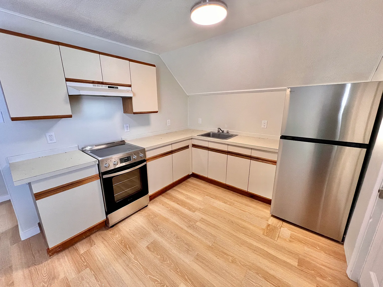 1 bed, $1,950 — Photo 2