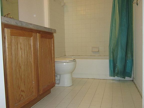 3rd image of 5938 E Island Dr